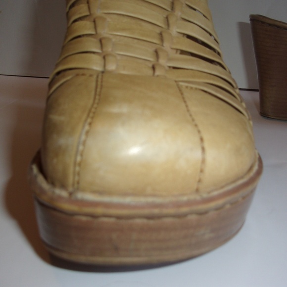 Born Clogs/Mules Slip-on - Picture 6 of 8